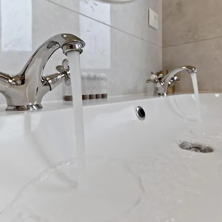 Le Prado - Centre - Spacious - Ac Cannes