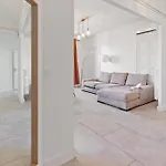 Le Prado - Centre - Spacious - Ac *