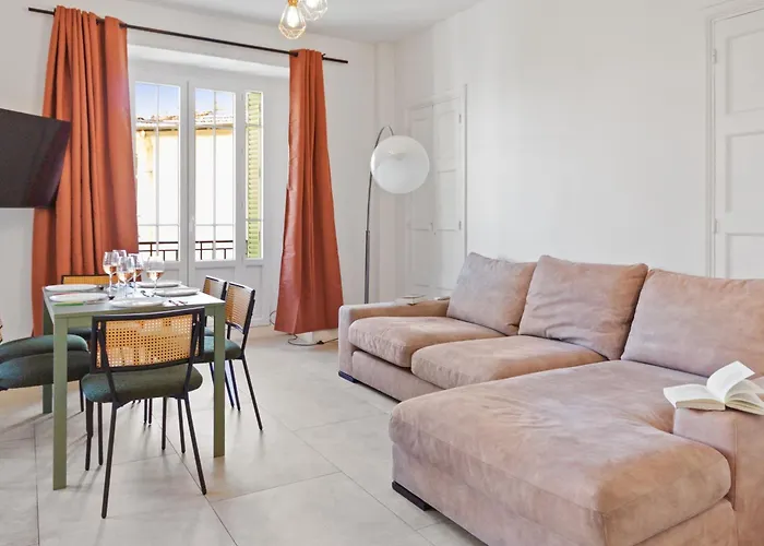 Le Prado - Centre - Spacious - Ac *